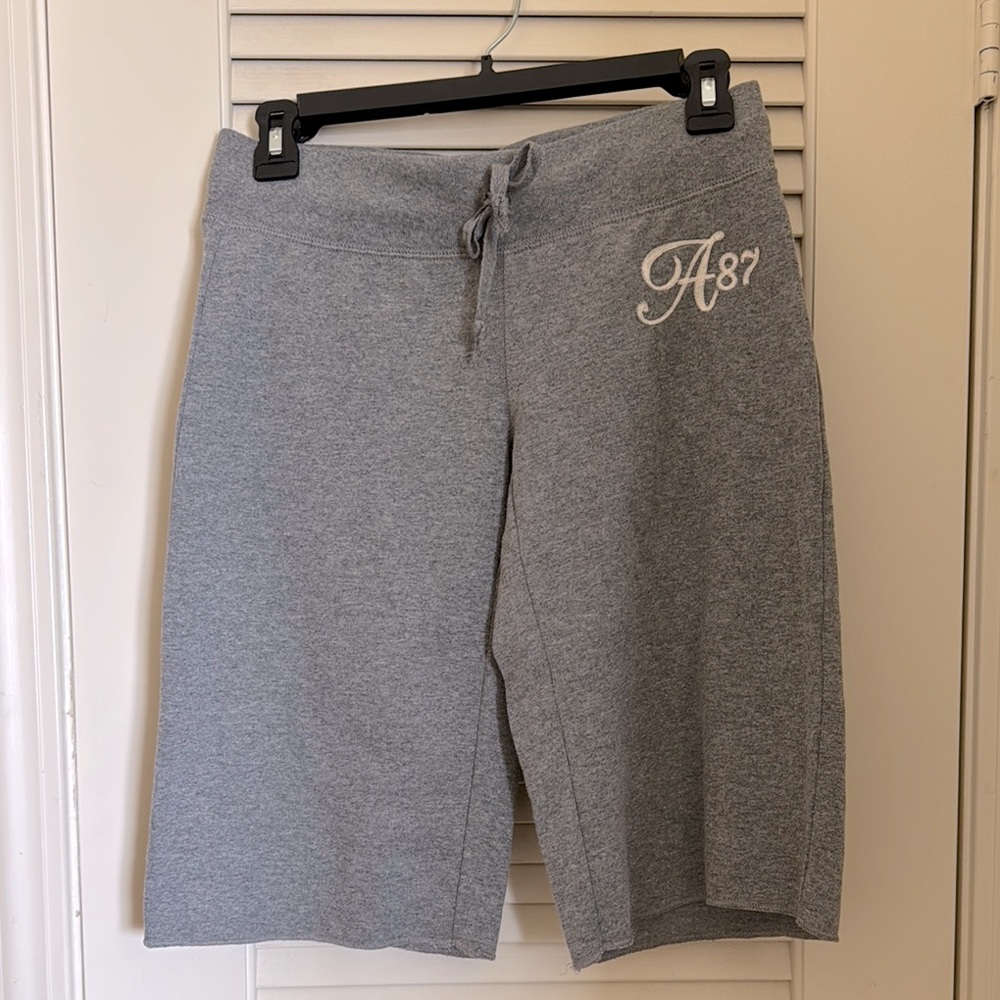 Aero Gray Sweat Shorts with Drawstrings (XS)